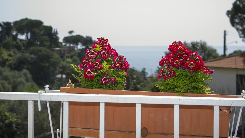 Hotel Cristallo Lerici Exterior foto